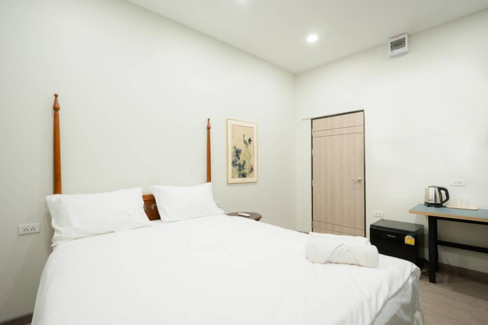 Hidden Dragon Yaowarat Road X Apartment Bangkok Exterior photo
