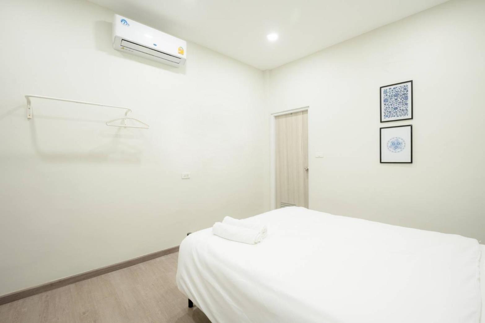 Hidden Dragon Yaowarat Road X Apartment Bangkok Exterior photo