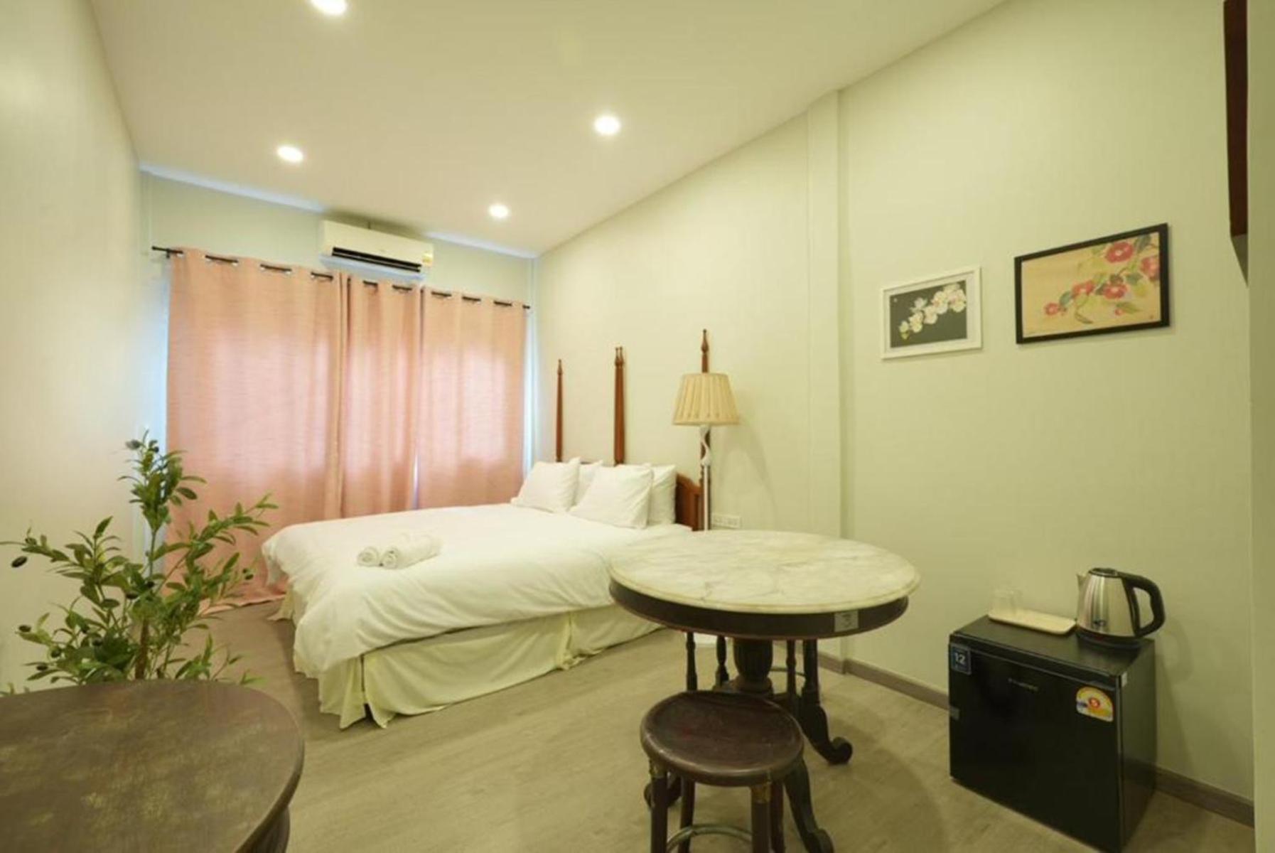 Hidden Dragon Yaowarat Road X Apartment Bangkok Exterior photo